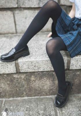 在试衣间被干高潮了h